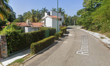 BONITA CASA EN IXTAPA  ZIHUATANEJO