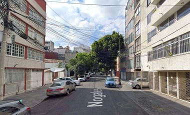 Inversión Segura y Rentable en Bienes Raíces, Casa Habitacional con Oficinas, C. Chilpancingo, Roma Sur, CDMX.