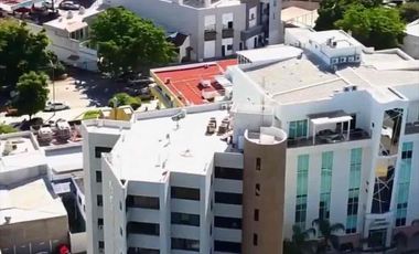 EDIFICIO DE 7 NIVELES CON OFICINAS EN VENTA