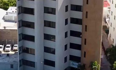 EDIFICIO DE 7 NIVELES CON OFICINAS EN VENTA