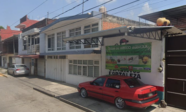 VENTA DE CASA EN LA TAMACUA, URUAPAN, MICHOACAN.