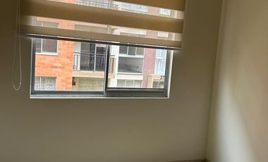 SE ARRIENDA HERMOSO APARTAMENTO EN MADRID