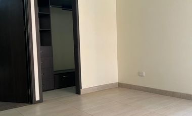 SE ARRIENDA HERMOSO APARTAMENTO EN MADRID