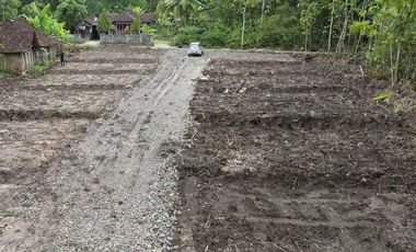 KAVLING MURAH! Selangkah Pintu Tol Sentolo, SHM