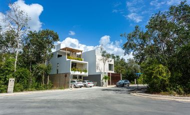 Lote Residencial en Riviera Tulum – Inversión Ideal con Seguridad y Amenidades