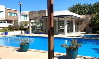 CASA EN VENTA EN BELCANTTO