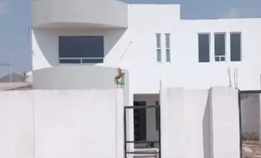 Casa en venta. Abasolo 112, 20 de Noviembre, Epazoyucan, Hgo.