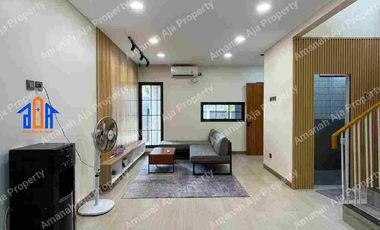 Furnished 4 Kamar Tidur Strategis Nyaman Dekat Ciputat