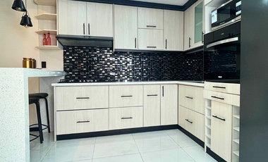 En Venta Casa En Ricaurte, Dentro de Condominio, Cuenca