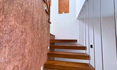 En Venta Casa En Ricaurte, Dentro de Condominio, Cuenca