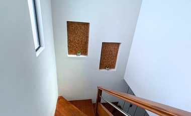 En Venta Casa En Ricaurte, Dentro de Condominio, Cuenca