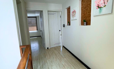 En Venta Casa En Ricaurte, Dentro de Condominio, Cuenca