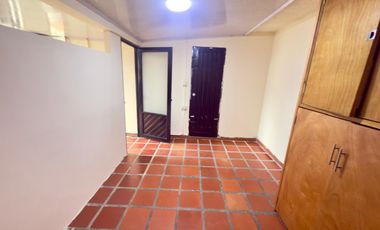 ARRIENDA APARTAESTUDIO EN LA RAMBLA