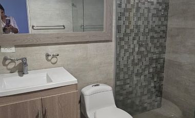 VENDO CASA ´PLANA  EN BARRIO ABAJO CON AREA DE 107 MTS Y 3 ALCOBAS