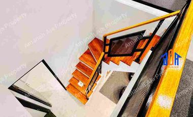 Rooftop Lega Furnished 900 Meter Ke Gerbang Tol