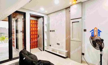 Rooftop Lega Furnished 900 Meter Ke Gerbang Tol