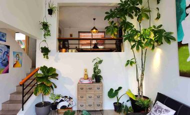 Se Arrienda amplia e iluminada casa