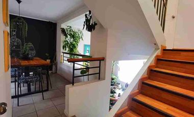 Se Arrienda amplia e iluminada casa