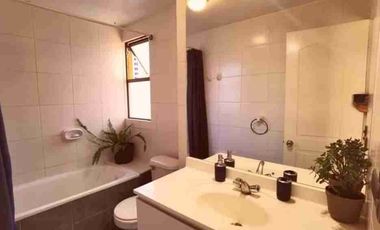 Se Arrienda amplia e iluminada casa