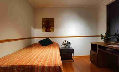 Se Arrienda amplia e iluminada casa