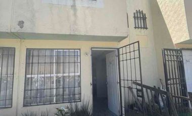 CASA EN VENTA EN RINCONADA DEL VALLE, TEMOAYA