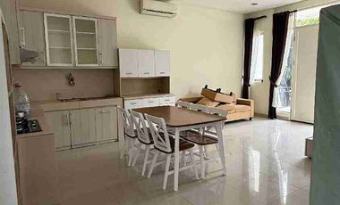 Disewakan rumah sgt rapih siap huni semi furnish di Residence One-Bsd City