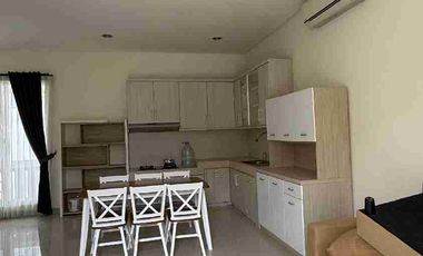 Disewakan rumah sgt rapih siap huni semi furnish di Residence One-Bsd City