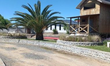 Vendo Conjunto de Cabañas en Flores de Unihue en Maule V 1675-C-680-RR-10.25