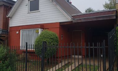 Arriendo casa remodelada  en Fundo El Carmen 3 dormitorios , 2 baños