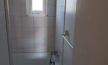 Arriendo casa remodelada  en Fundo El Carmen 3 dormitorios , 2 baños