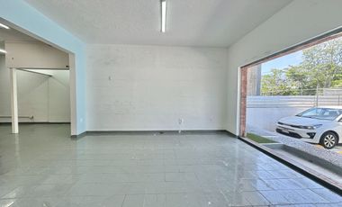 Local Comercial en Renta, Av Américas