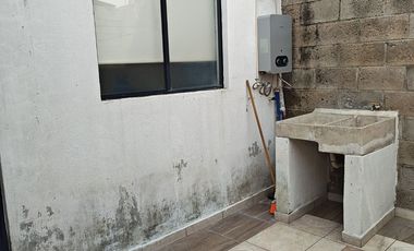 CASA EN RENTA EN VISTA SUR, TLAJOMULCO