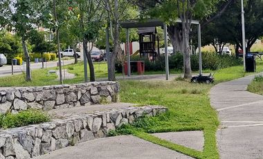 CASA EN RENTA EN VISTA SUR, TLAJOMULCO
