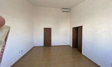 CASA 100% REMODELADA EN VILLA ANTIGUA, EL PUEBLITO, CORREGIDORA, QRO.