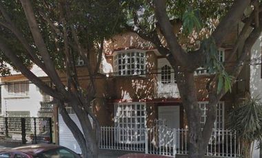 CASA EN REMATE CUAUHTEMOC