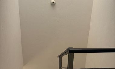 BONITA CASA EN RENTA EN FRACC. MISIONES FRENTE A PARQUE TOLUCA 2000, A UN COSTADO DE PEGASO Y A 15 MIN DE AEROPUERTO DE TOUCA