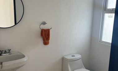 BONITA CASA EN RENTA EN FRACC. MISIONES FRENTE A PARQUE TOLUCA 2000, A UN COSTADO DE PEGASO Y A 15 MIN DE AEROPUERTO DE TOUCA