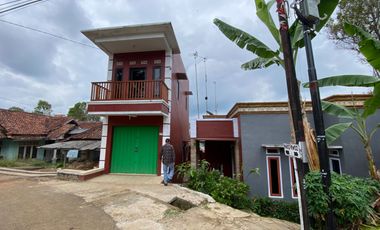 Rumah 2 Lt dan Toko Daerah Sejuk Bojong Purwakarta Dijual Murah