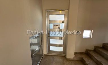 Cañadas del Lago - RENTA. Departamento con 3 recámaras y amenidades