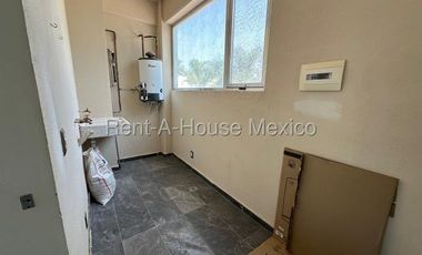 Cañadas del Lago - RENTA. Departamento con 3 recámaras y amenidades