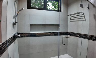 HOUSE & LOT IN SAN LORENZO VILLAGE, MAKATI CITY, 870.06SQM