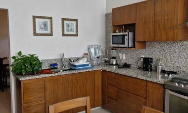 EXCELENTE CASA VENTA UNA PLANTA, FRACC. LA RIOJA AV. LOPEZ MATEOS SUR TLAJOMULCO DE ZÚÑIGA JAL