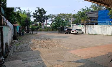 Gudang Klender Jl Gusti Ngurah Rai: LT 1000 m2, LB 700 m2, Jalan Raya
