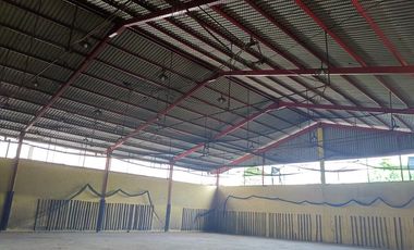 Gudang Klender Jl Gusti Ngurah Rai: LT 1000 m2, LB 700 m2, Jalan Raya