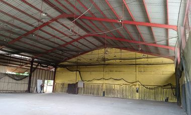 Gudang Klender Jl Gusti Ngurah Rai: LT 1000 m2, LB 700 m2, Jalan Raya