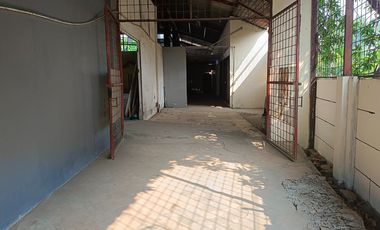 Gudang Klender Jl Gusti Ngurah Rai: LT 1000 m2, LB 700 m2, Jalan Raya