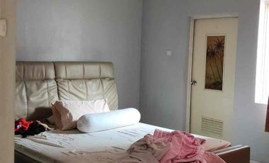 RUMAH 2 LANTAI 6  KAMAR TIDUR MODERNLAND TANGERANG