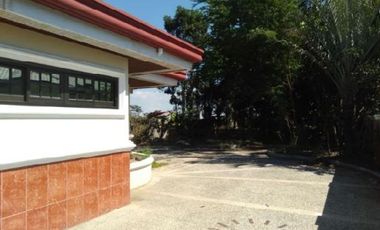 Two Strorey H&L with Fountain 2,467 sqm Clean title for Sale in San Carlos Pangasinan