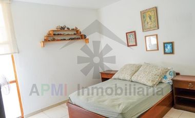 VENTA DE CASA DE PLAYA MUY CERCA AL MAR DE PIMENTEL