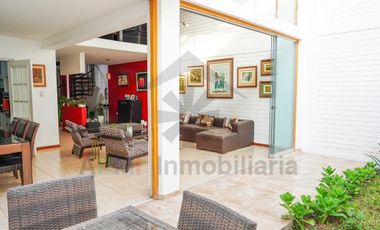 VENTA DE CASA DE PLAYA MUY CERCA AL MAR DE PIMENTEL